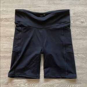 GAP fit biker shorts